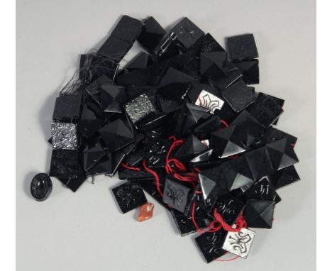 A BAG OF VARIOUS JADE PIECES.