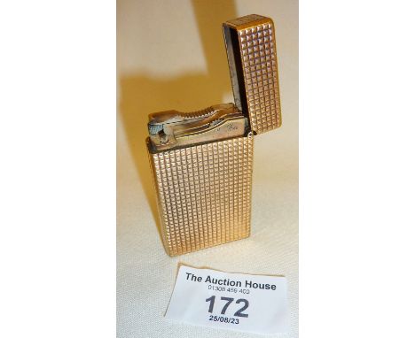 Gold plated Dupont gas lighter (please note this item cannot be posted overseas)