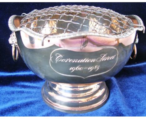 Silver rosebowl of small size, 11.5cm high, with gadrooned rim inscribed, 'Coronation Street 1960 - 1985', complete with flow