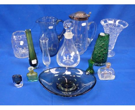 A GLASS WATER JUG WITH HUKIN &amp; HEATH SILVER-PLATED MOUNT height 26cm, with other decorative glass ware including a small 