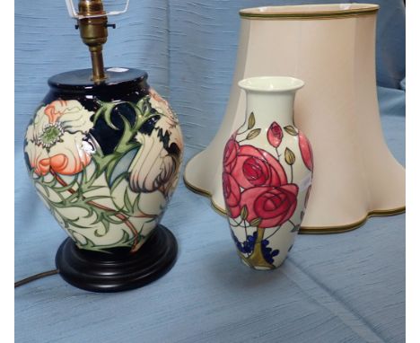 A MODERN MOORCROFT TABLELAMP a William Morris style pattern, with original shade, lamp base 14 cms high, with a Moorcroft sty