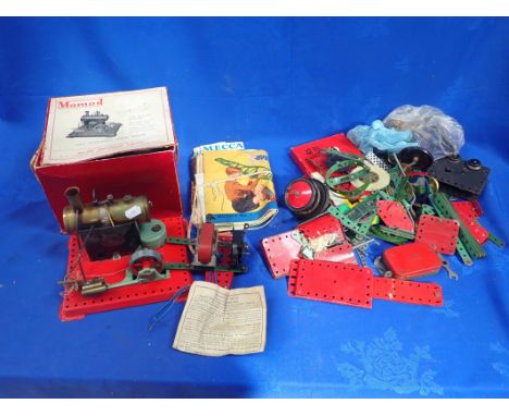 A MAMOD S.E.2. STATIONARY STEAM ENGINE (BOXED) and a small quantity of Meccano (play worn)