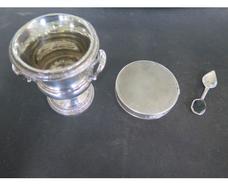 A hallmarked silver cup, compact and spoon - approx total weight 4.8 troy oz - some minor denting