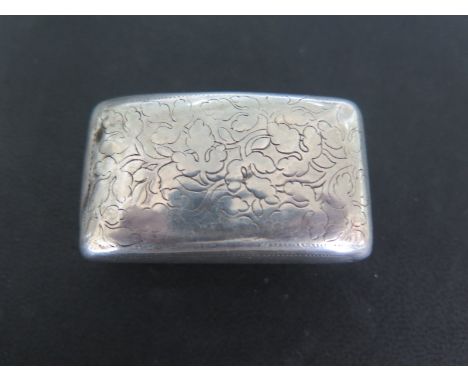 A Georgian silver snuff box - Birmingham 1812/13 maker T&T - Length 5cm - weight approx 28 grams - some usage wear and small 