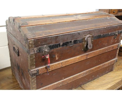 Early 20th Century Irish trunk by Morrison Bros, with wooden bindings and the initials L. M. K. to the side, 83cm wide