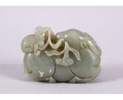 A GOOD CHINESE CARVED JADE FIGURE OF A DEER &amp; DUCK, the duck upon the recumbent deer back, with  peach and fungi decorati