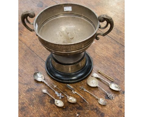 A hallmarked silver Presentation Trophy Cup, Walker & Hall, Sheffield, stylised handles,on a wooden plinth base, 698grams tog