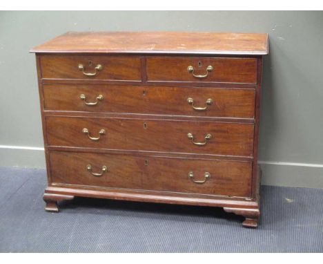 A George III mahogany chest of two short over three long graduating drawers on ogee bracket feet 91 x 116 x 54cm (A/F)