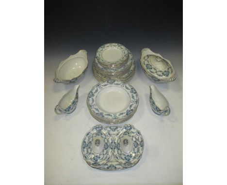 An early 20th century Wedgwood Grosvenor part dinner service, to include tureens, plates, side plates, sauce boats etc, a Min