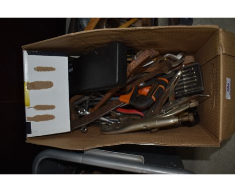 A box of vintage and later tools