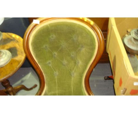Victorian mahogany spoon and button back nursing chair