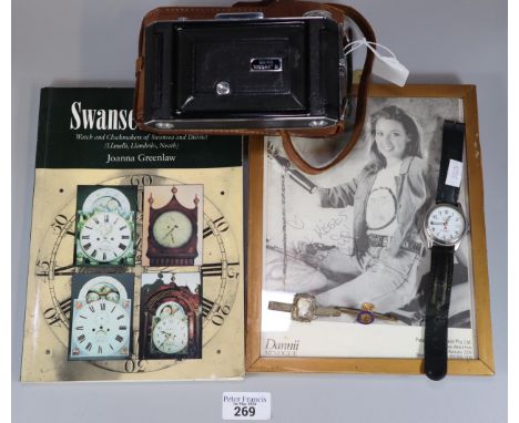 Box of oddments to include: gents Rotary Swiss Commando wristwatch, Royal Welsh Fusiliers and another pin badge/bar brooch, b