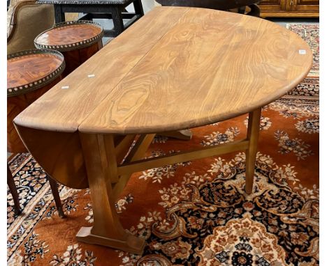 Light elm Ercol 610 Gate leg dining table. 180x126x70cm approx. (B.P. 21% + VAT)
