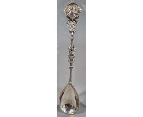 Continental white metal portrait crested spoon.  21cm long approx.  2.7 troy oz approx.   (B.P. 21% + VAT) 