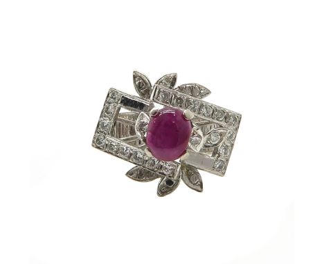 Ruby is approximately 4.6 - 5.2 mm., ring size is 17.5, 7 gram.