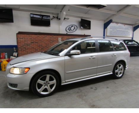 Make &amp; Model: Volvo V50 Sport DDate of Reg: AO09 NLVColour: Silvercc: 1998MoT: 30-11-2021Fuel Type: DIESELMileage: Not di