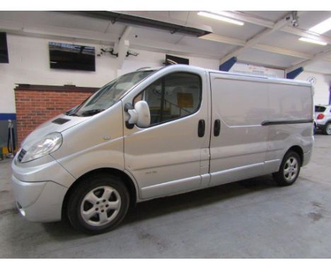 Make &amp; Model: Renault Trafic LL29 Sport DCIDate of Reg: PK59 UYTColour: Silvercc: 1995MoT: 07-07-2022Fuel Type: DIESELMil