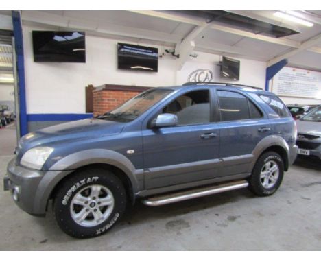 Make &amp; Model: Kia Sorento CRDI XEDate of Reg: KX54 OZLColour: Bluecc: 2497MoT: 31-10-2021Fuel Type: DIESELMileage: 109kTr