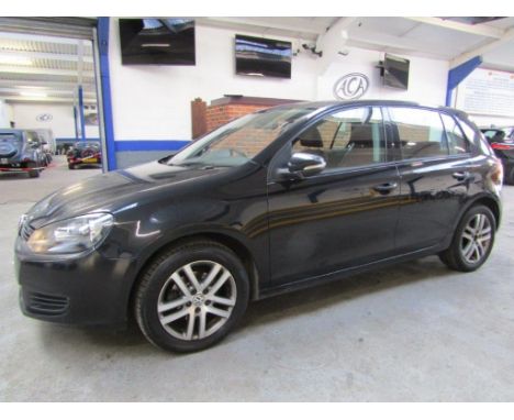 Make &amp; Model: VW Golf Pulse SE TDiDate of Reg: KV59 HHKColour: Blackcc: 1598MoT: 19-05-2022Fuel Type: DIESELMileage: 124k