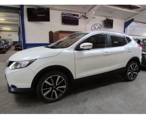 Make &amp; Model: Nissan Qashqai Tekna DCIDate of Reg: FG65 CWLColour: Whitecc: 1461MoT: 07-01-2022Fuel Type: DIESELMileage: 