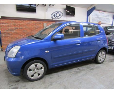 Make &amp; Model: Kia Picanto LXDate of Reg: KD06 GWMColour: Bluecc: 1086MoT: 01-11-2021Fuel Type: PETROLMileage: 134kTransmi