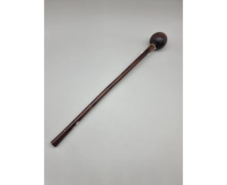 Ethnographica: a Zulu knobkerrie war club, 71cm. 