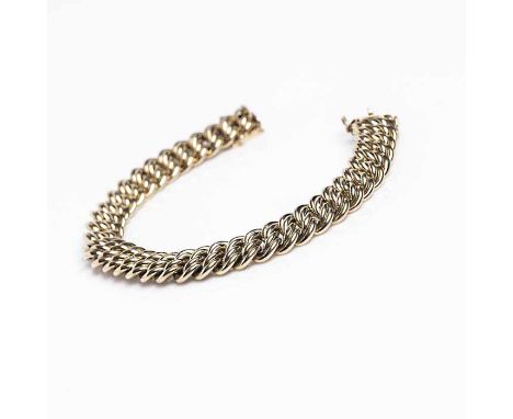 FOURTEEN CARAT GOLD WOVEN CHAIN BRACELET
marked 585, 29.7g