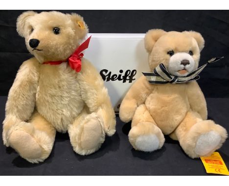 Toys &amp; Juvenalia - a Steiff (Germany) 0166/35 teddy bear, 34cm high, boxed; another Steiff (Germany) teddy bear, 29cm hig