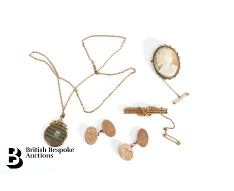 Pair of 9ct gold cufflinks, 9ct gold bar brooch (steel pin), 9ct gold portrait pendant suspended from a 9ct gold chain approx