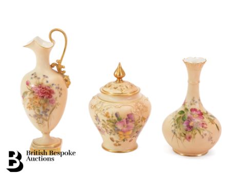 Royal Worcester blush ware potpourri, nr 279/H circa 1913, painted with wild flowers, approx 14 cms h; a Royal Worcester blus