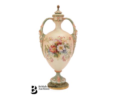 Royal Worcester blush ware twin handled vase, nr 2007, date code circa 1897. The body of the vase finely painted with hedge r