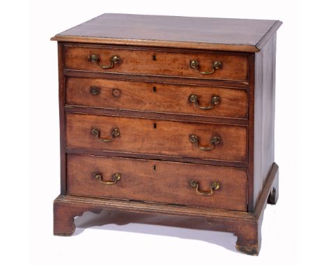 A GEORGE III MAHOGANY STRAIGHT FRONT CHEST of four long drawers with crossbanded top, swan neck handles and bracket feet, 78c