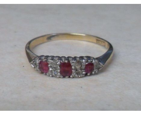 9ct ruby and diamond ring size S