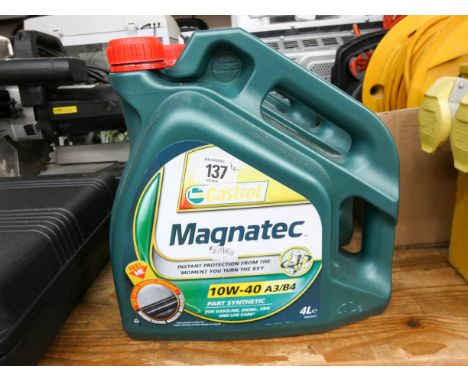 Four new 4ltr Magnatec 10W/40 Castrol engine oil tubs