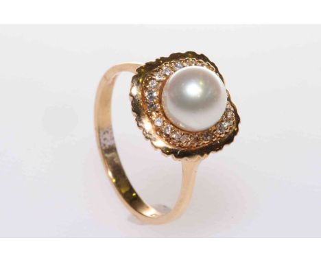 18 carat gold, cultured pearl and cubic zirconia ring, size M½