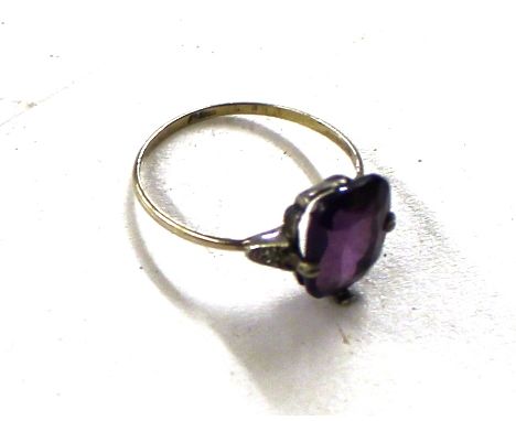 A 9ct gold amethyst set ring