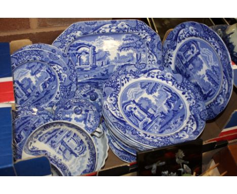 A TRAY OF SPODE BLUE AND WHITE ITALIAN DESIGN CERAMICS