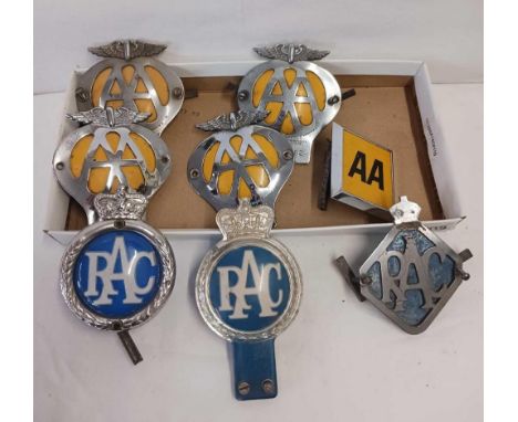 QTY OF VINTAGE AA & RAC BADGES