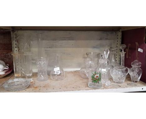 SHELF OF MISC GLASSWARE INCL; VASES, DECANTERS, JUGS