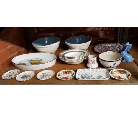 SHELF OF MISC CHINA INCL; GREENS MIXING BOWLS, EVESHAM & OTHER CHINAWARE