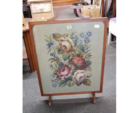 TAPESTRY FIRE SCREEN