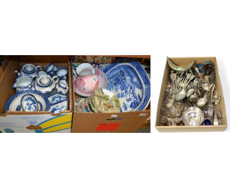 A quantity of decorative ceramics including Booths 'Old Willow' tea wares, blue and white, oriental ceramics, Royal Worcester