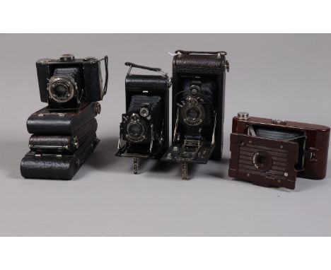 A Tray of Kodak Roll Film Folding Cameras, comprising a No 1 Pocket Kodak, a No 1 Pocket Kodak Jr,  a No 1A Autographic Kodak