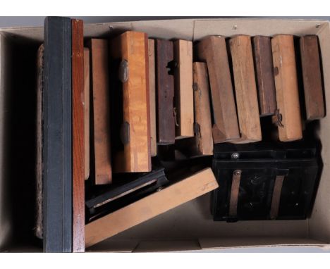 Vintage Printing Frames, more than 15 printing frames, various sizes up to 5¼ x 3¼in mainly wooden except for two Johnsons of