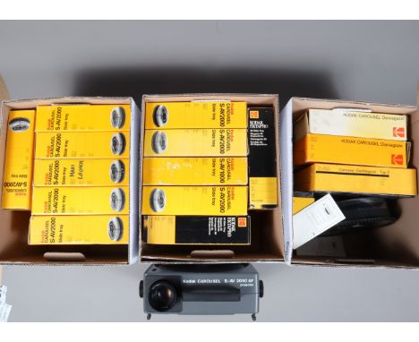 Kodak Carousel Projector and Carousel Slide Trays, comprising a Kodak Carousel S-AV 2050 AF slide projector with 100mm and 18