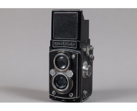 A Rolleiflex Automat TLR Camera, type 1, serial no 568543, body F-G, brassing to front plate, paint wear to edges, shutter wo