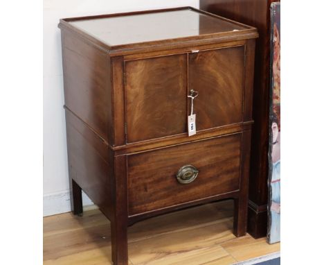 A George III mahogany commode, W.54cm