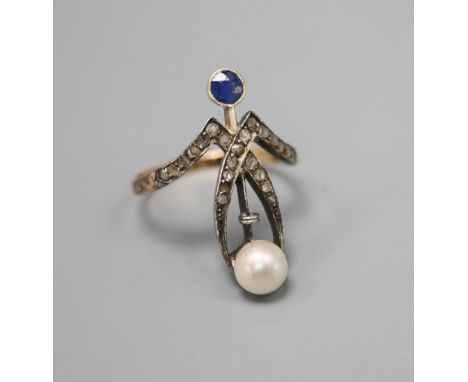 An Edwardian 18ct gold sapphire, pearl and rose diamond up-finger ring, stamped 750, size P