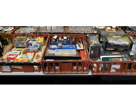 3 TRAYS OF MODEL CARS