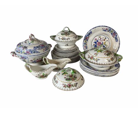 Copeland Spode 'Peplow' pattern part dinner service comprising eight dinner plates, five side plates, four tea plates, two tu